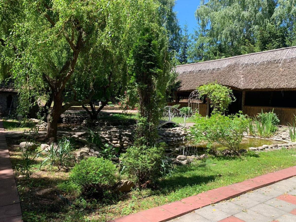 Hotel Complex Lenivaya Vera Novaki 外观 照片